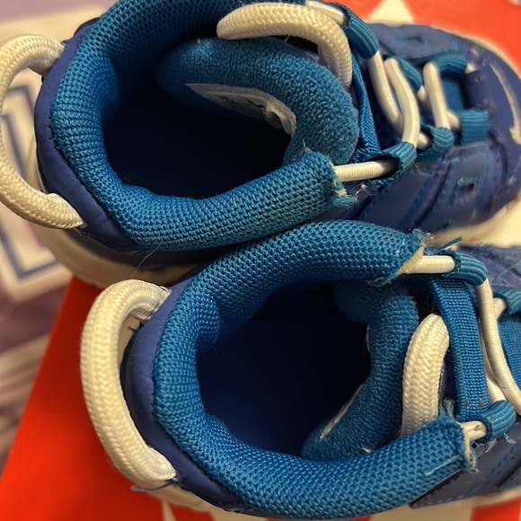 Toddler Nikes - Picture 4 of 4